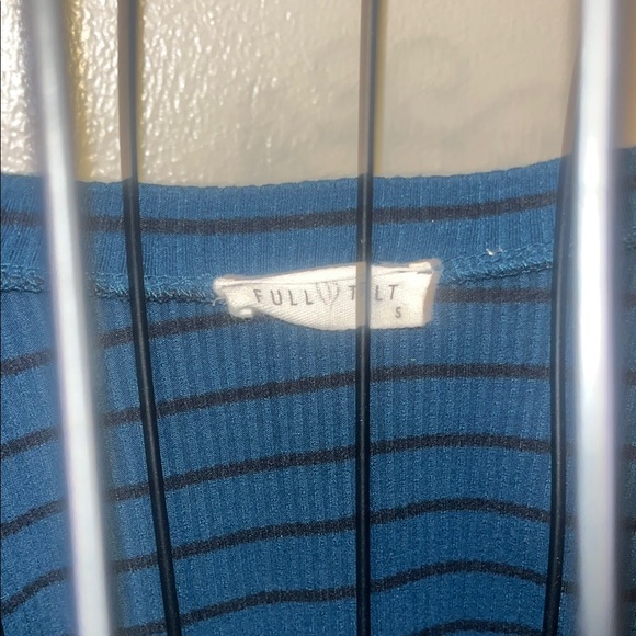 Full Tilt Blue and White Ribbed Fitted Blouse Small - Picture 2 of 5